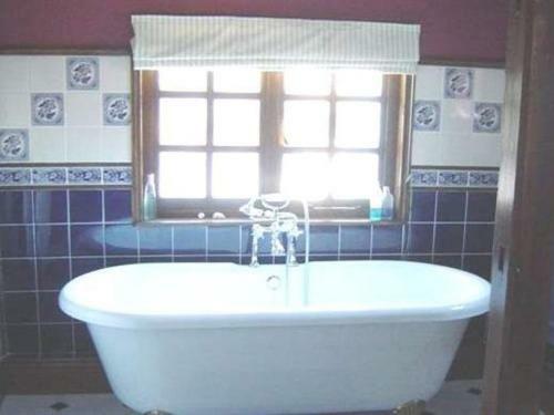 เดอะ ไวท์ เฮาส์ Bed & Breakfast Takeley ภายนอก รูปภาพ